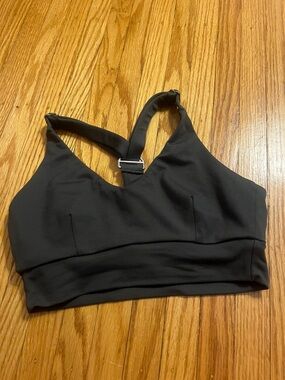 Bombshell sportswear Y back sports bra.  Size medium
3 for $75